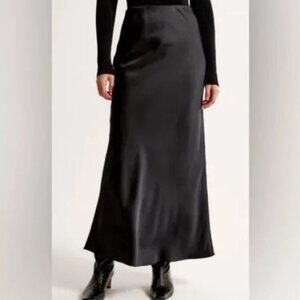 Abercrombie & Fitch Black Slip Maxi Skirt Size XSP 31 Inch Length